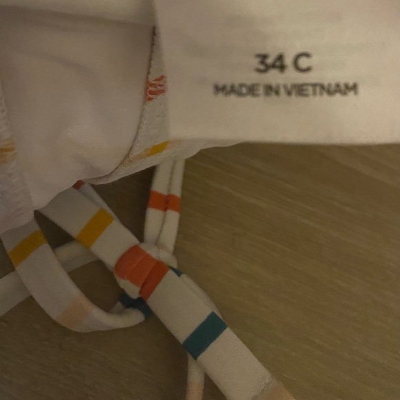 Colorful Striped Crop Top - Picture 3 of 5